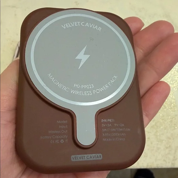 Velvet Caviar iPhone 13 Pro Max bundle - Picture 9 of 9